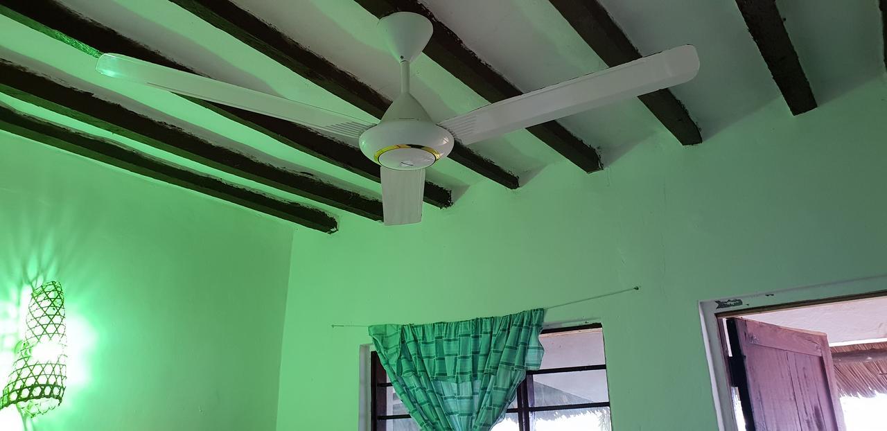 Ocean Breeze Bed & Breakfast Zanzibar